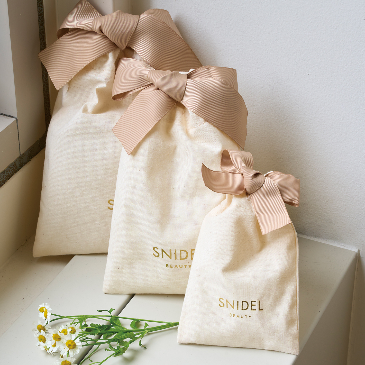 SNIDEL BEAUTY】ギフトラッピング巾着 S ｜OTHER その他｜SNIDEL BEAUTY ONLINE STORE スナイデル  ビューティオンラインストア｜SNIDEL BEAUTY ONLINE STORE スナイデル ビューティ オンラインストア